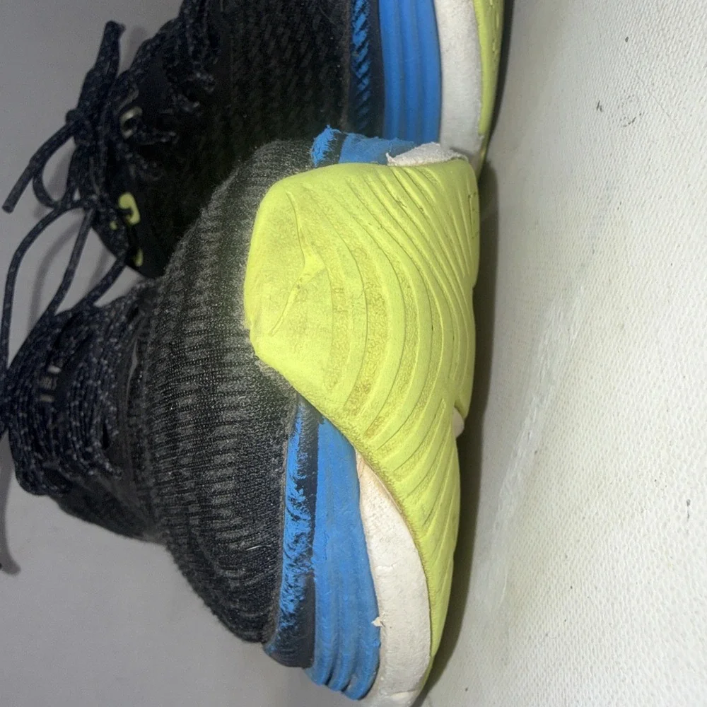 Hoka One One hoka one